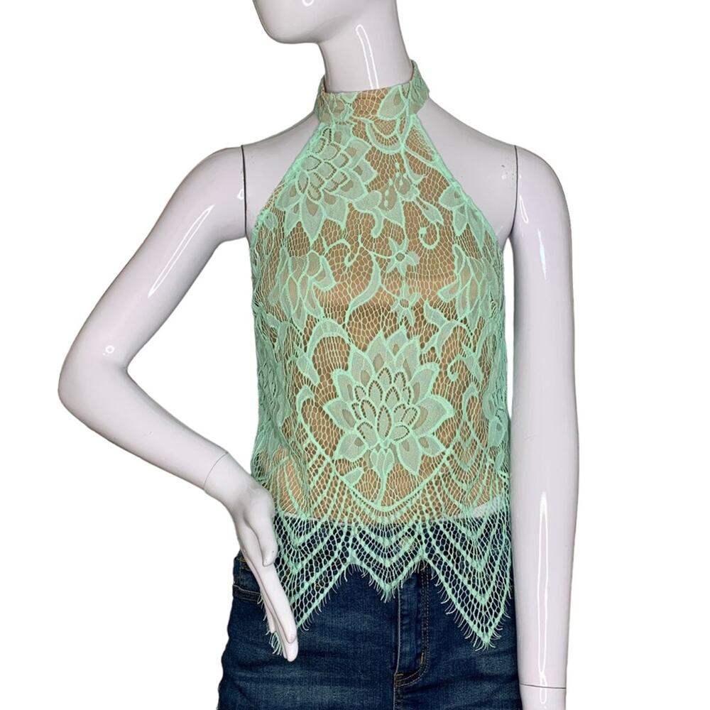 G by Guess NWT Teresa Green Lace Halter Top Tan Lining Size XS